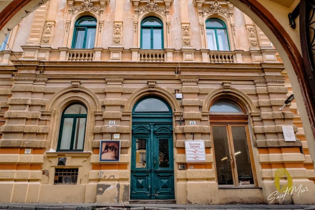 Saint Moor Suite #1 Pécs Zewnętrze zdjęcie